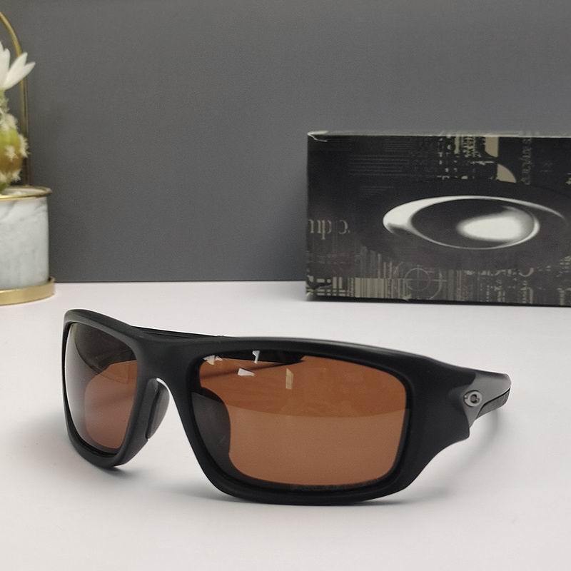 Oakley Sunglasses 142